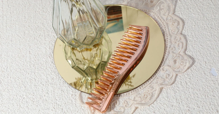 ‌From Concept to Comb: Professional OEM Craftsmanship for Branded Grooming Tools